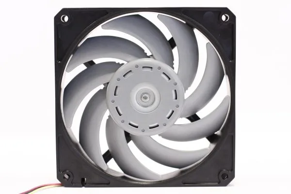 SCYTHE Gentle Typhoon 12cm Fan 1850 RPM 28 dBA Double Ball Bearing - D1225C12B5AP-15