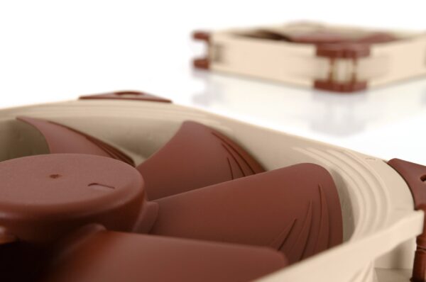4 Noctua NF-A14 FLX 140mm Flexible Speed Fan - NF-A14 FLX