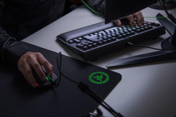 Razer BlackWidow Tournament Edition Chroma V2 Mechanical Gaming Keyboard Orange Switches TKL - RZ03-02190700-R3M1