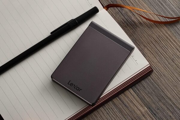 Lexar SL200 Portable SSD 2TB USB 3.1 Gen2 Type-C 550MB/s Read 400MB/s Write - LSL200X002T-RNNNG