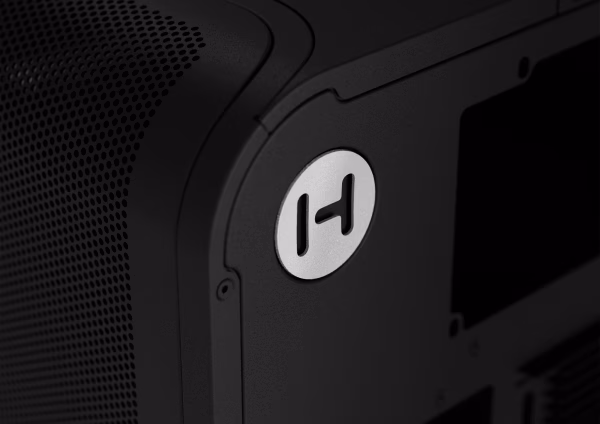 Hyte X50 Air ATX Mid-Tower Case Micro-Mesh Cold-Floor Cooling