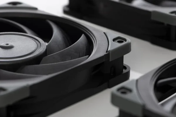 Noctua NF-A12x25 PWM chromax.black.swap 120mm Premium Quiet Fan - NF-A12X25PWM CH.BK.S