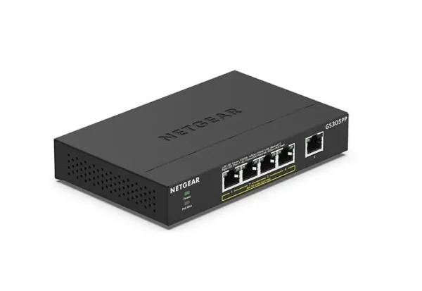 B3-gs305pp_32_tcm148-140347 NETGEAR - 5-Port Gigabit Ethernet PoE+ Unmanaged Switch 83W - GS305PP-100PES