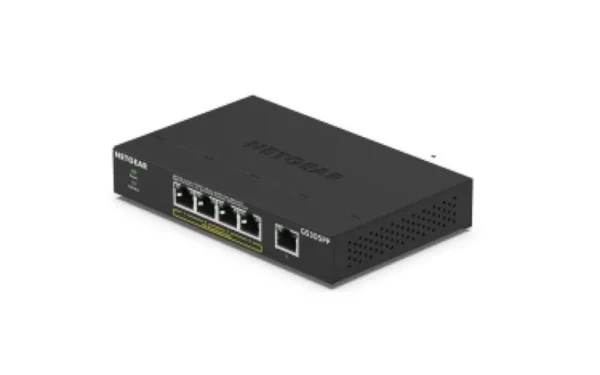 gs305pp_productcarousel_hero_image_tcm148-106083 NETGEAR - 5-Port Gigabit Ethernet PoE+ Unmanaged Switch 83W - GS305PP-100PES