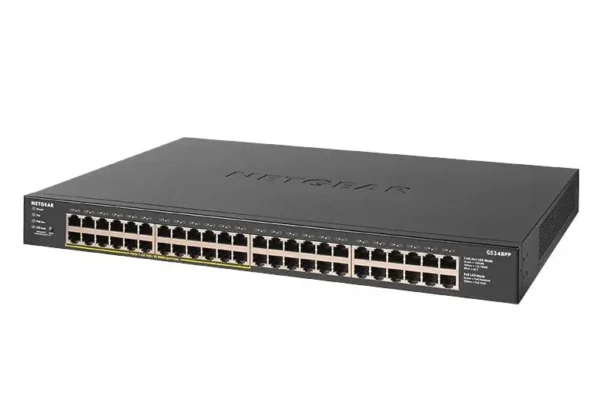 B6-GS348PP_32_tcm148-140438 NETGEAR - 48-Port Gigabit Unmanaged PoE+ Switch with 24 PoE+ Ports and 380W Power Budget - GS348PP-100AJS