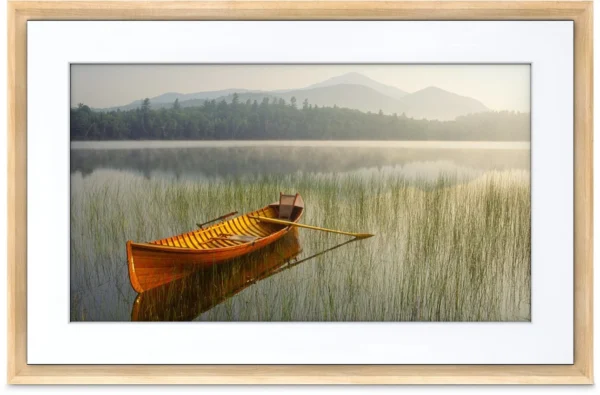 NETGEAR Meural Canvas Gen 3 21.5-Inch 1080p Full HD Smart Digital Art Frame Light Wood - MC321LW-10000S