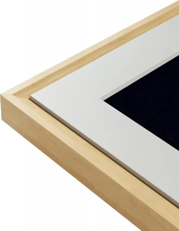 NETGEAR Meural Canvas Gen 3 21.5-Inch 1080p Full HD Smart Digital Art Frame Light Wood - MC321LW-10000S