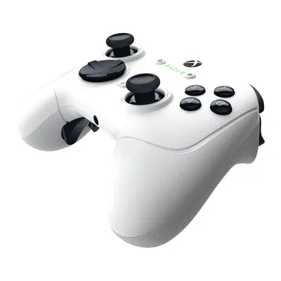 2-14 Razer Wolverine V3 Pro Wireless Gaming Controller for Xbox Series X|S and PC White - RZ06-05200200-R3M1